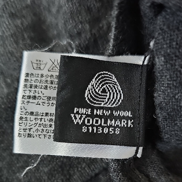 Charcoal Gray Wool Turtleneck - Picture 2 of 2